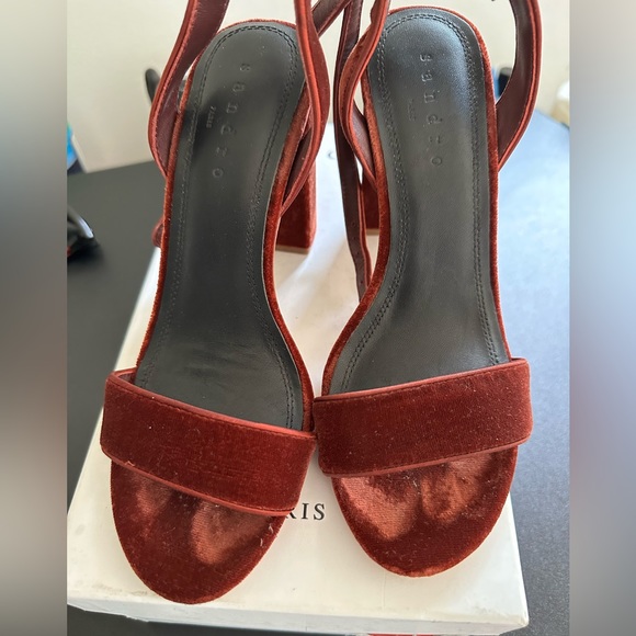 Sandro Velvet Block Heels - Picture 6 of 6